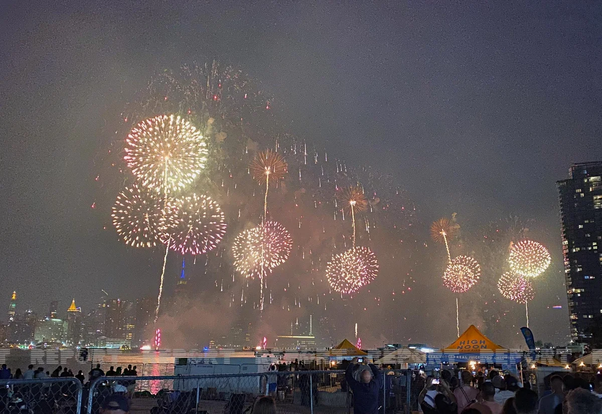 ABŞ-da dünyanın ən böyük atəşfəşanlıq şousu keçirildi