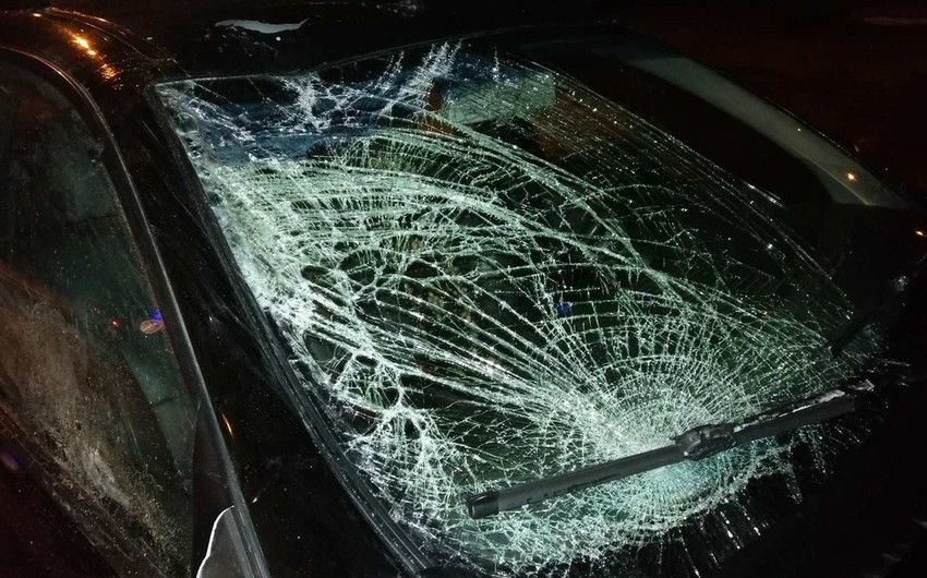 На обледеневших дорогах Баку произошло свыше 40 аварий