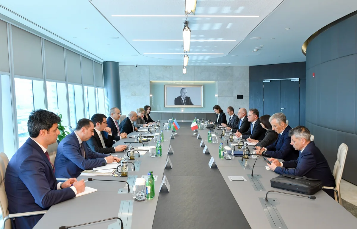 Azerbaijan, Italy mull promotion of mutual investments