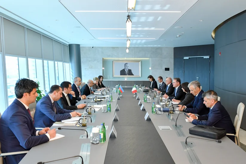 Azerbaijan, Italy mull promotion of mutual investments