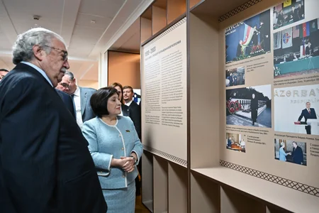 Rusiya Dövlət Dumasında Heydər Əliyevin 100 illiyinə həsr olunmuş sərgi təşkil olunub, MM sədri tədbirdə iştirak edib