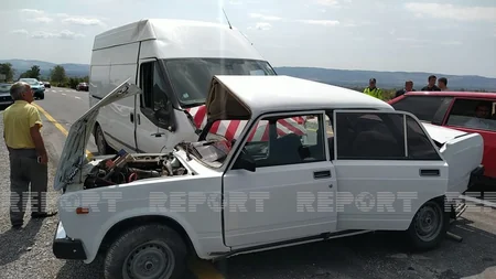 Oğuzda iki avtomobil toqquşub, sürücülərdən biri ölüb