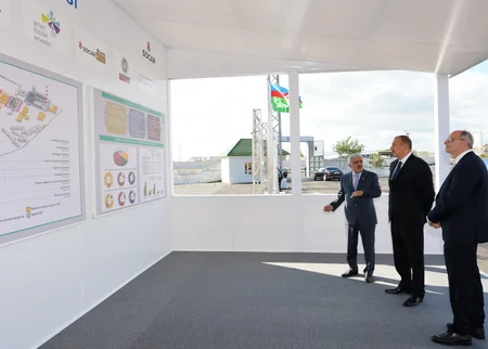 Prezident İlham Əliyev Bakıda yeni bitum istehsalı qurğusunun təməlqoyma mərasimində iştirak edib