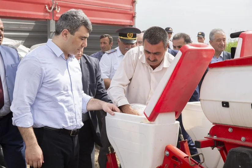 Kənd təsərrüfatı naziri Cocuq Mərcanlıda olub