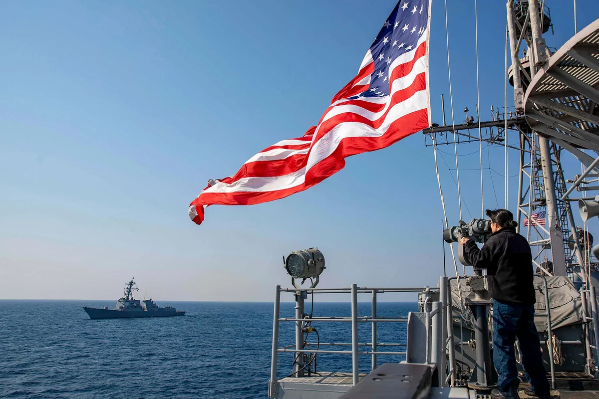 Qırmızı dənizdə ABŞ və husilər arasında şiddətli toqquşmalar baş verib