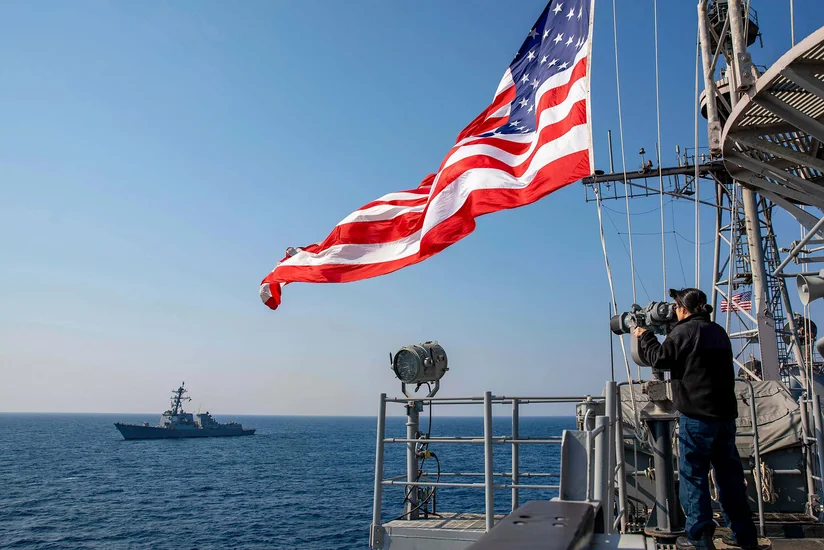 В Красном море произошли ожесточенные столкновения между США и хуситами