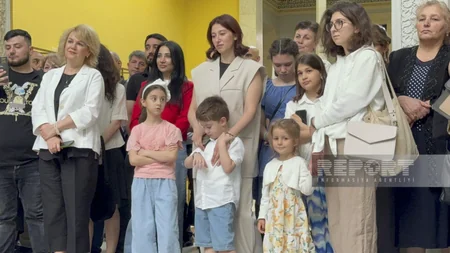 Moskvada azərbaycanlı rəssam Bayram Salamovun sərgisi açılıb