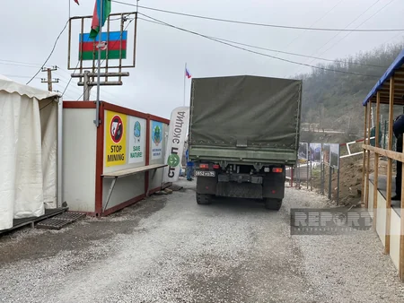 Bu gün Xankəndi-Laçın yolunda sülhməramlıların 77 avtomobili maneəsiz keçib - YENİLƏNİB-7