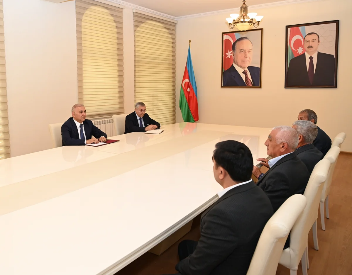 Vüqar Əhmədov Qazaxda vətəndaşları qəbul edib