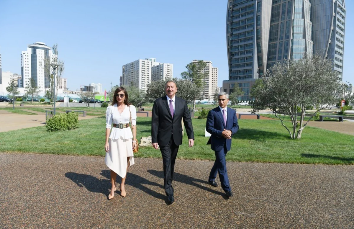 Prezident İlham Əliyev Xətai rayonunda salınan idman-əyləncə park kompleksinin açılışında iştirak edib - YENİLƏNİB