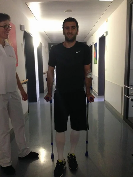 Azərbaycan yığmasının futbolçusu Almaniyada əməliyyat olunub