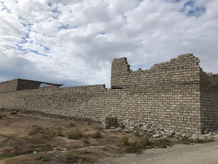 Bakıda daha bir qanunsuz tikintinin qarşısı alınıb