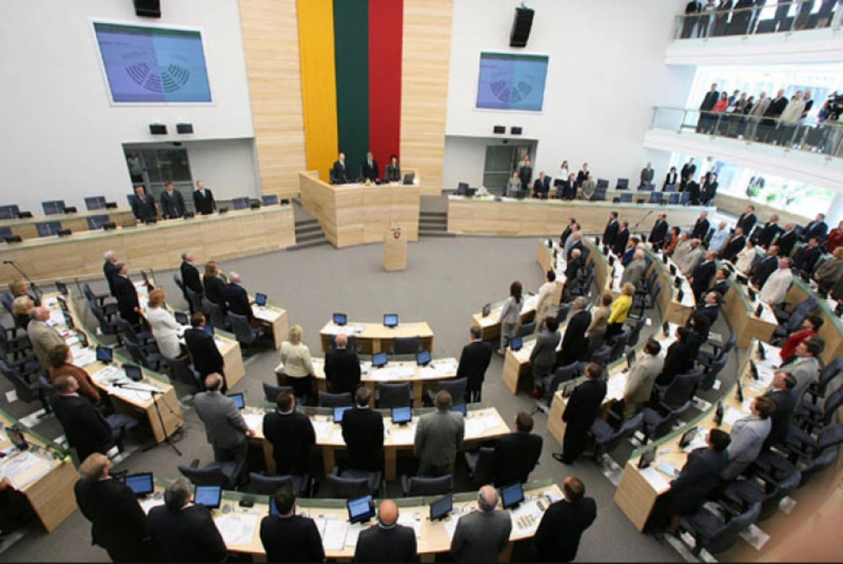 Litvanın parlament partiyaları müdafiə sahəsində anlaşma memorandumu imzalayacaq