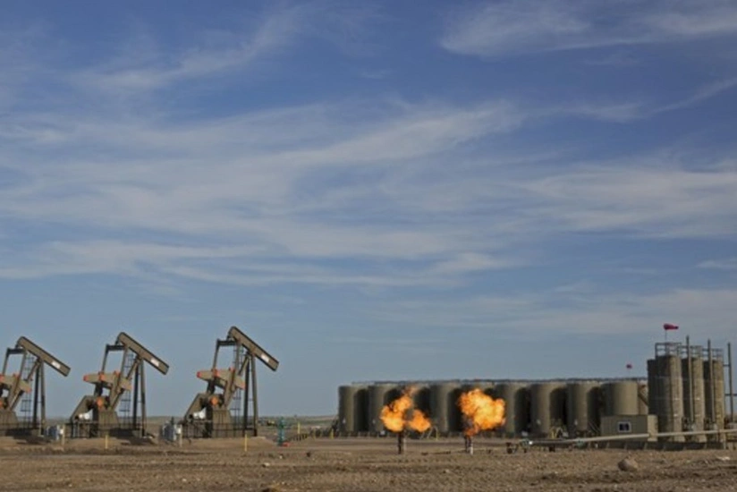 ABŞ özəl şirkətlərə nefti strateji anbarlarda saxlamağa icazə verəcək