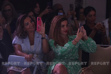 Baku hosts Best of India fashion show
