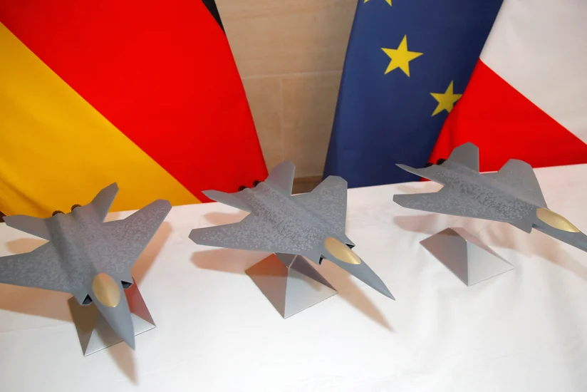 СМИ: Германия стремится внести ясность в разработку совместного с Францией истребителя