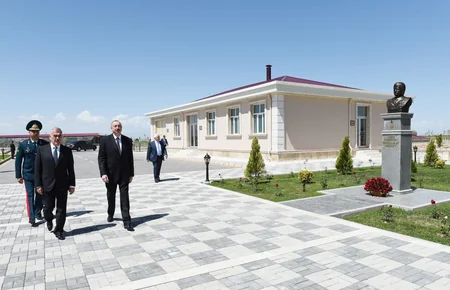 Prezident DSX-nin Naxçıvan şəhər Qaraçuq ərazi dairəsindəki sərhəd dəstəsində yaradılan şəraitlə tanış olub
