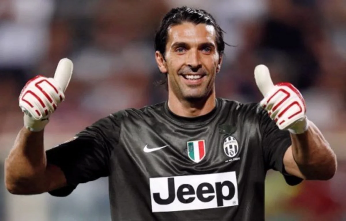 Джанлуиджи Буффон продолжит карьеру в ПСЖ