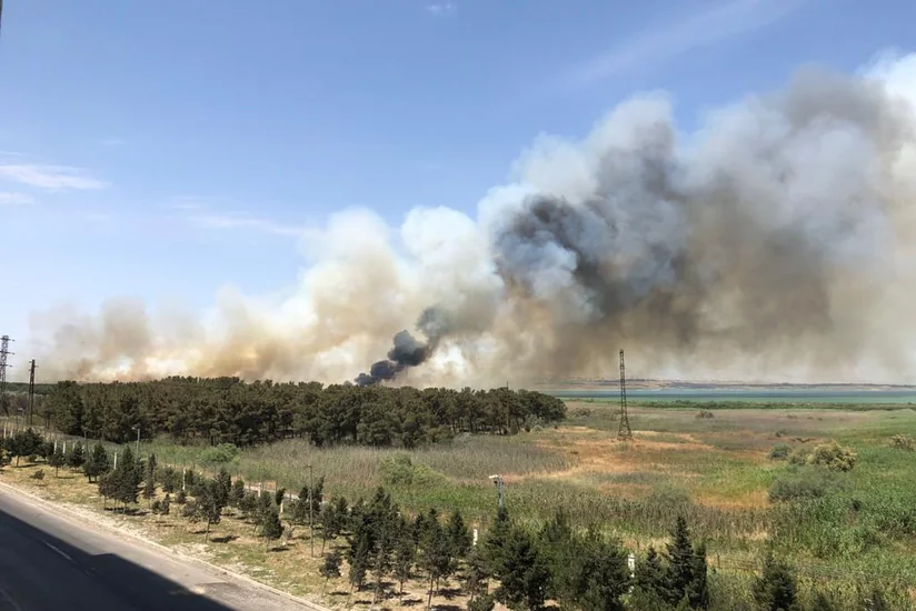 Пожар около водохранилища Джейранбатан потушен - ВИДЕО - ОБНОВЛЕНО