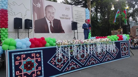 Şimal-qərb bölgəsində Heydər Əliyevin 100 illik yubileyi ilə bağlı konsert olub