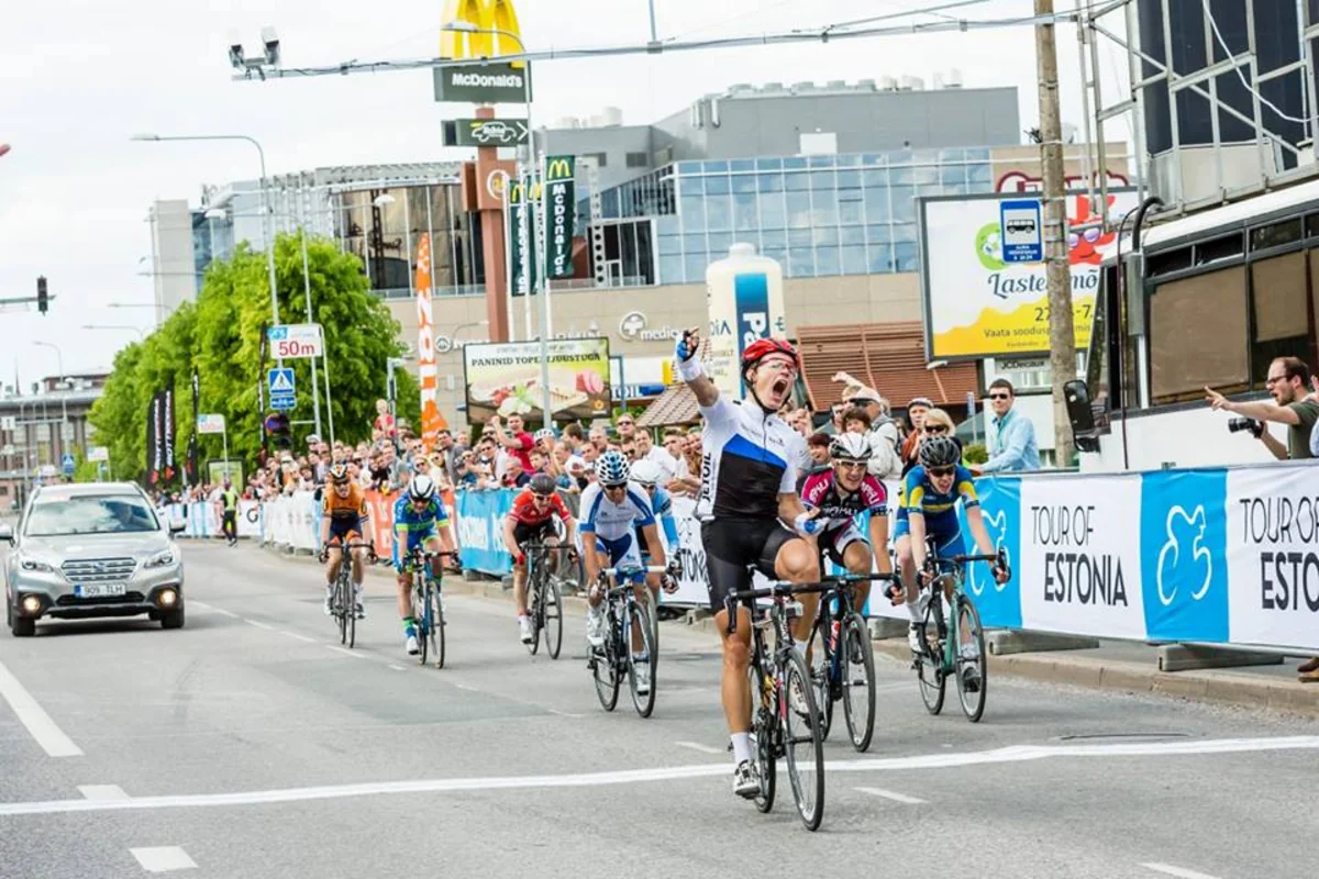 Estoniya turunda uğurlu start
