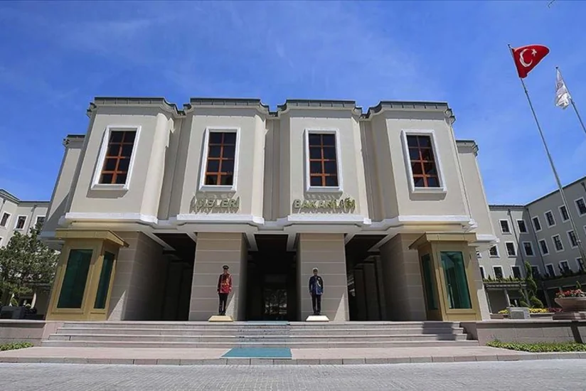 Türkiyə DİN İstanbulda qeydiyyatda olmayan suriyalılara xəbərdarlıq edib