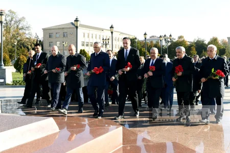 “Qərbi Azərbaycana qayıdış” festival-konqresi öz işini davam etdirib - YENİLƏNİB