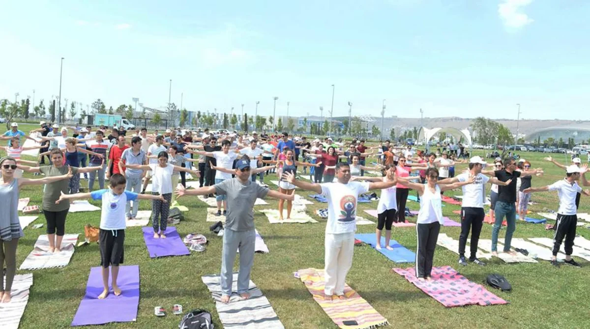 “YARAT Freestyle” proqramı çərçivəsində yoqa festivalı keçirilib