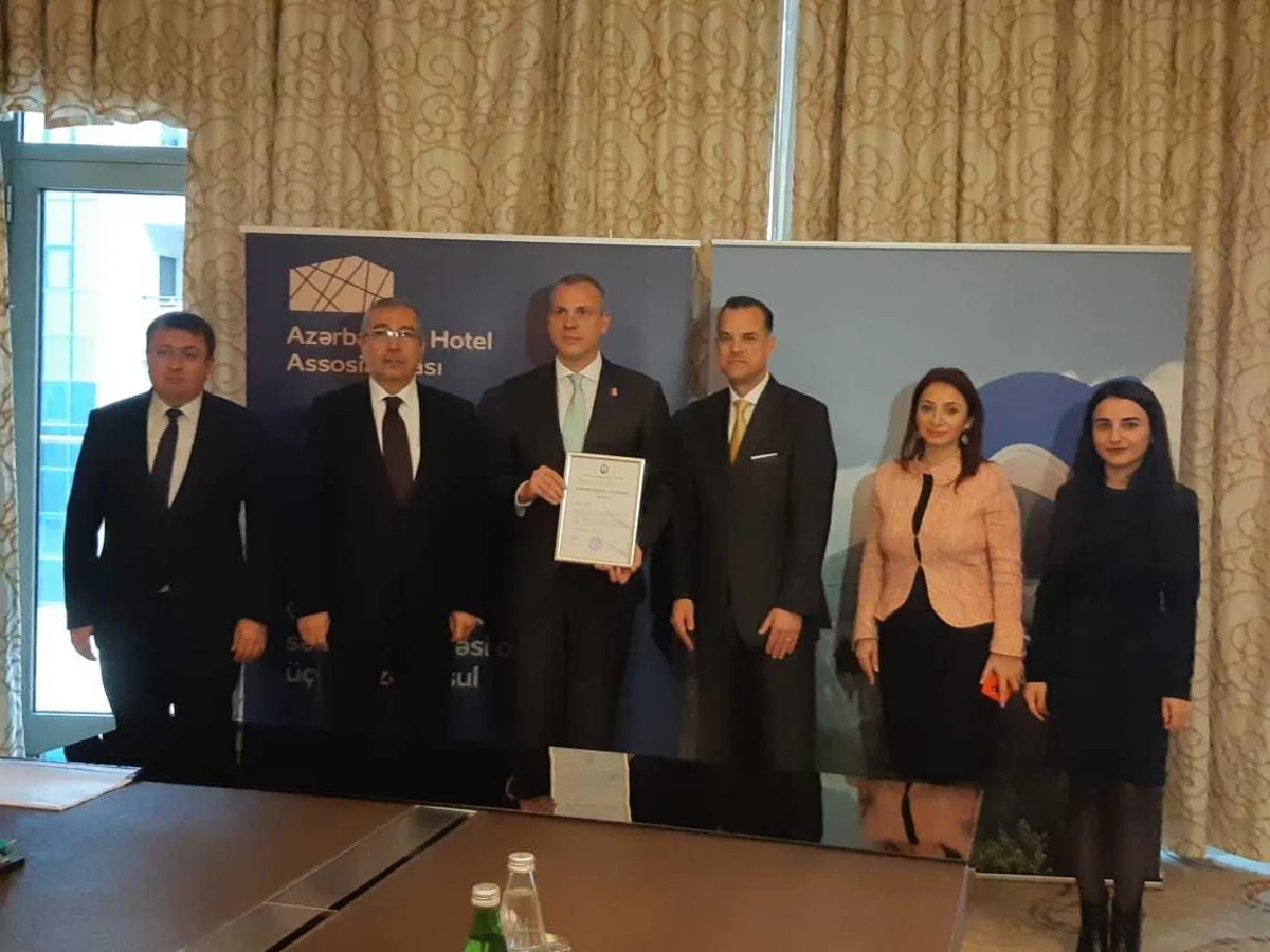 Azərbaycan Turizm Bürosu hotellərə ulduz verilməsi üzrə uyğunluğun qiymətləndirilməsi sertifikatı alıb