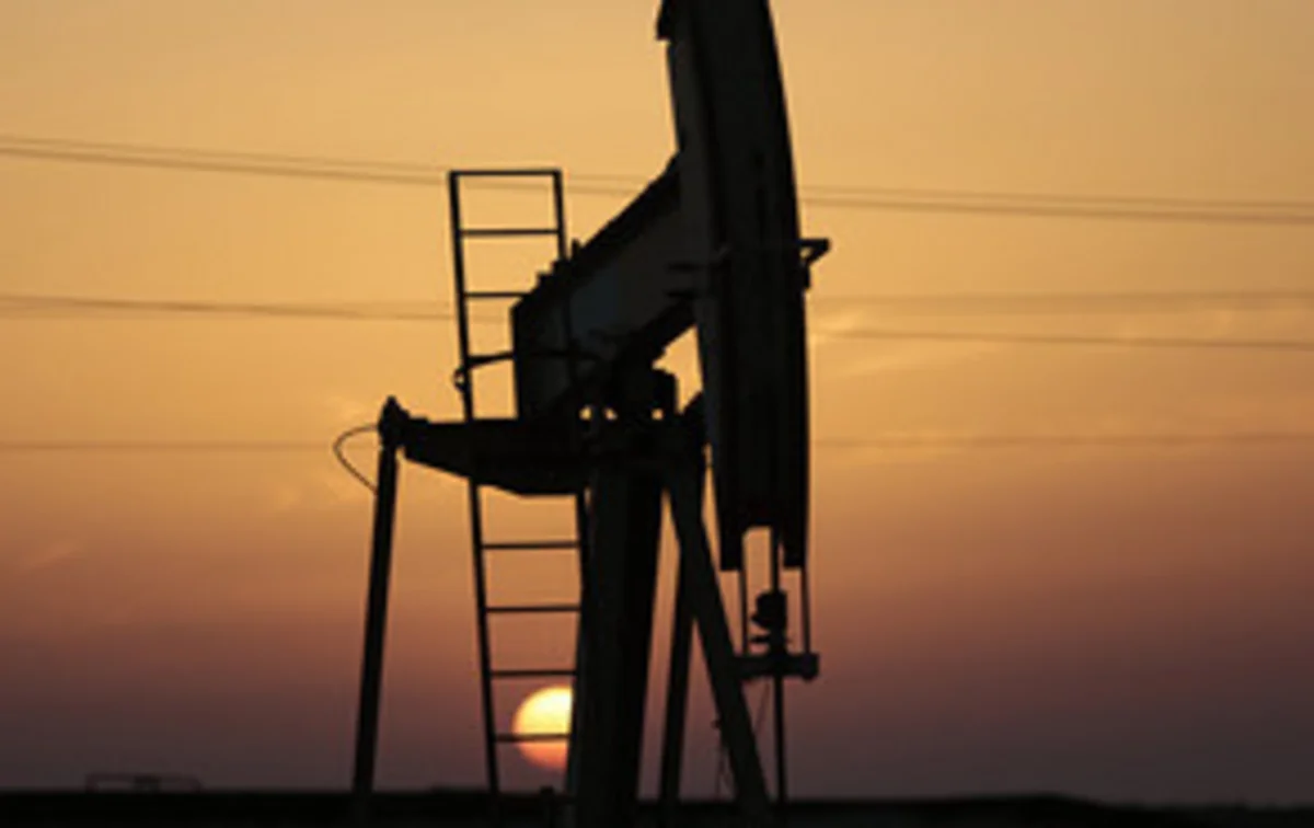 Azerbaijani oil price declines on markets