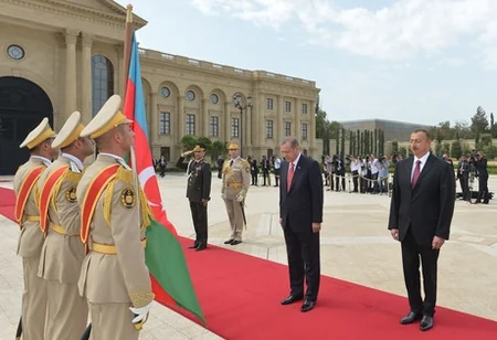 Official welcome ceremony held for Turkish President in Azerbaijan