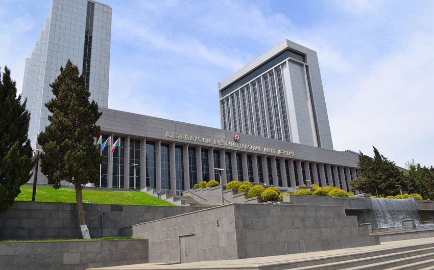 Deputat: Siyasi partiyalar haqqında yeni qanunun qəbulu siyasi proseslərə mahiyyət etibarı ilə təkan verəcək