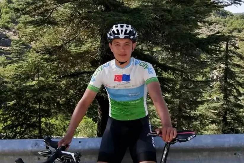 İranda keçirilən veloturda xəsarət alan türkiyəli velosipedçi ölüb