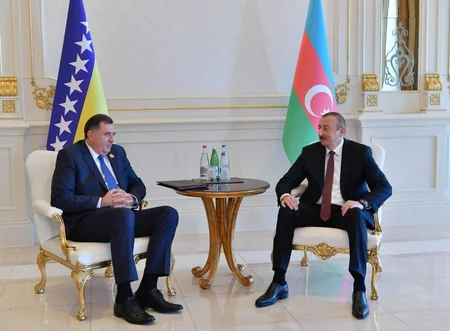 Президент Ильхам Алиев встретился с председателем Президиума Боснии и Герцеговины Милорадом Додиком