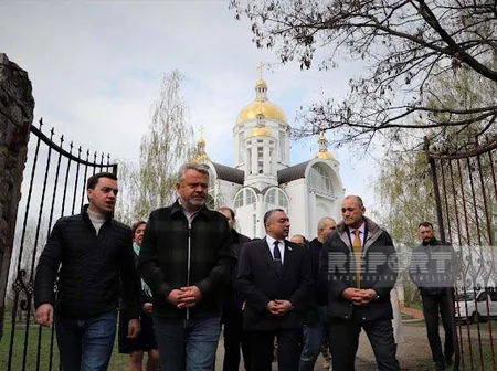 Депутаты Милли Меджлиса посетили два города Киевской области