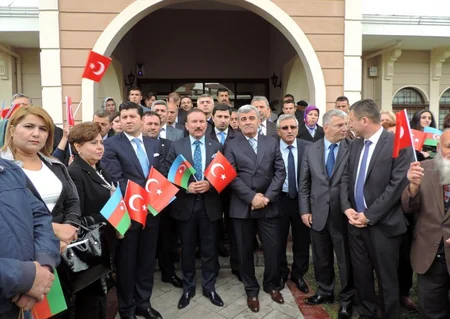 Türkiyədə Xocalı Şəhidləri Abidəsinin açılışı olub - FOTO