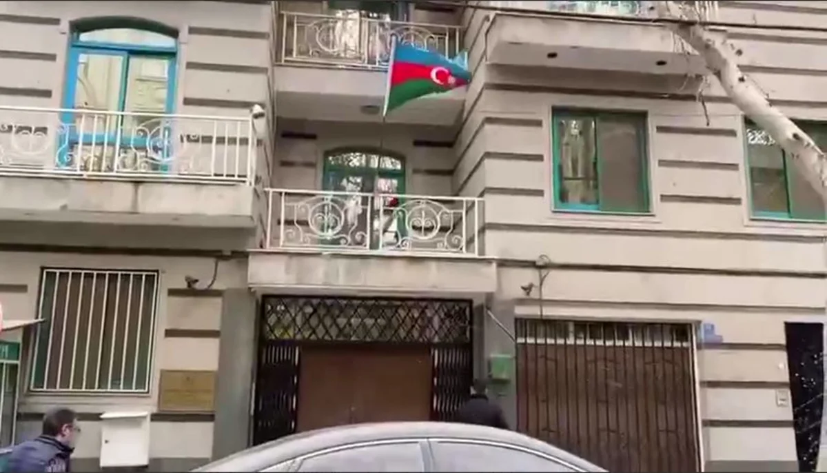Azərbaycanın daha bir qrup din xadimi İrandakı səfirliyimizə edilən terroru pisləyib
