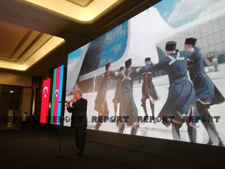 İstanbulda Azərbaycanın Müstəqillik Günü münasibətilə təntənəli mərasim keçirilib