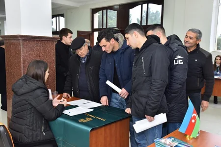 Sumqayıtda əmək yarmarkası keçirilib