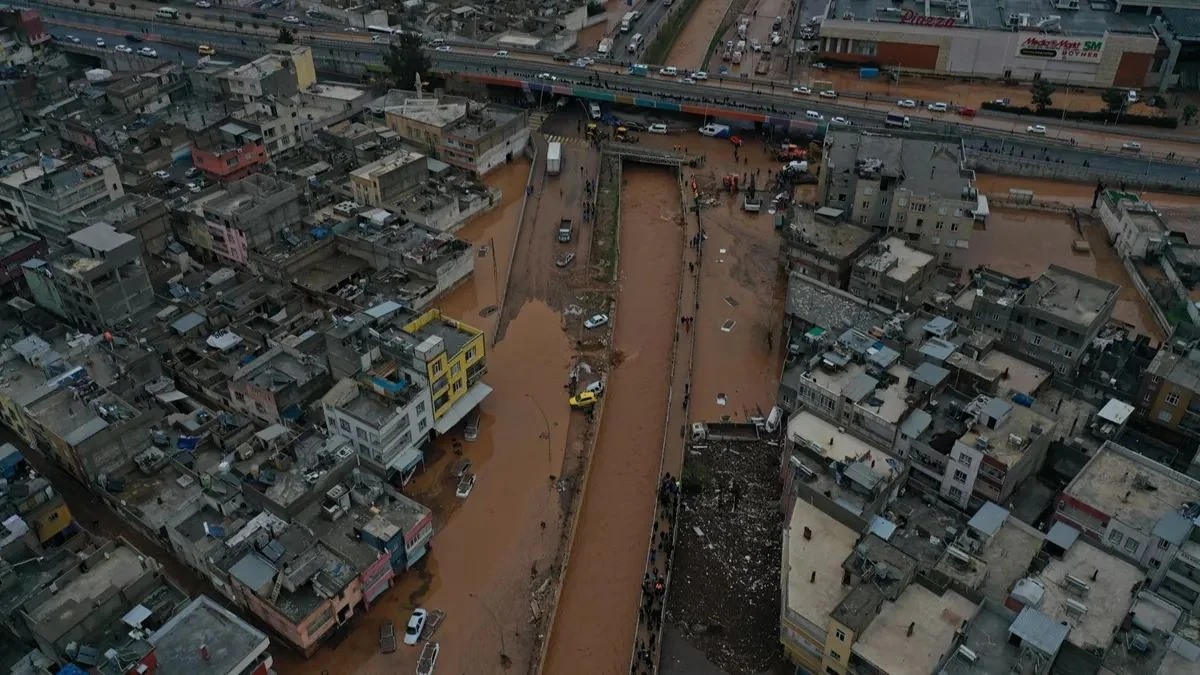 Death toll from floods in Türkiye's quake zone climbs to 17