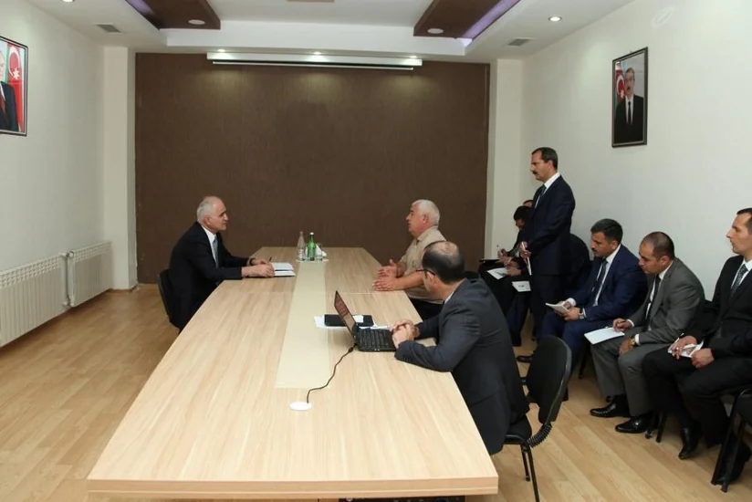 ​İqtisadiyyat naziri Lənkəranda vətəndaşlarla görüşüb