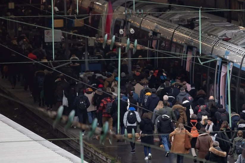 В Нидерландах движение поездов парализовало из-за технического сбоя