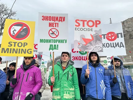 На дороге Ханкенди-Лачын продолжаются протесты, активисты призывают положить конец экотеррору