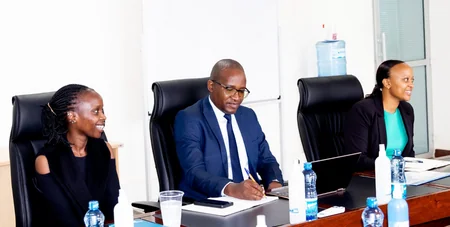 Azerbaijani envoy mulls COP29 with head of Kenya institute