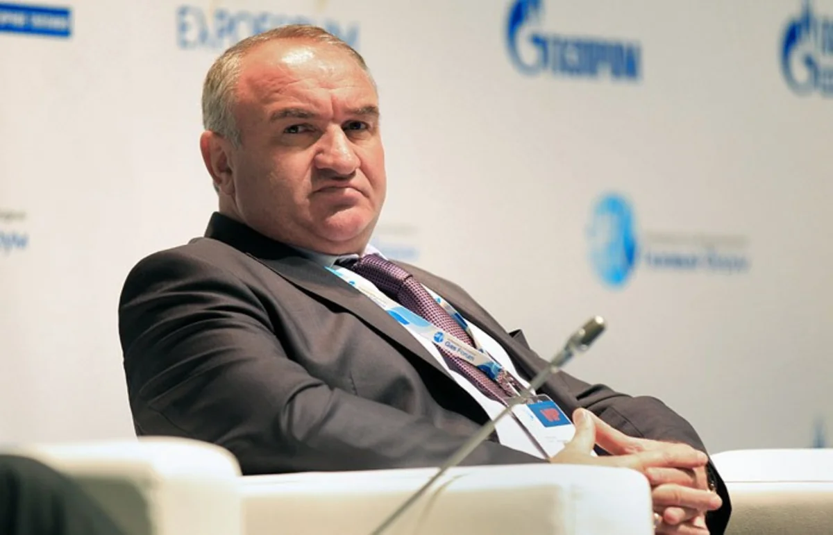 Отец задержанного cегодня российского сенатора также арестован - ВИДЕО