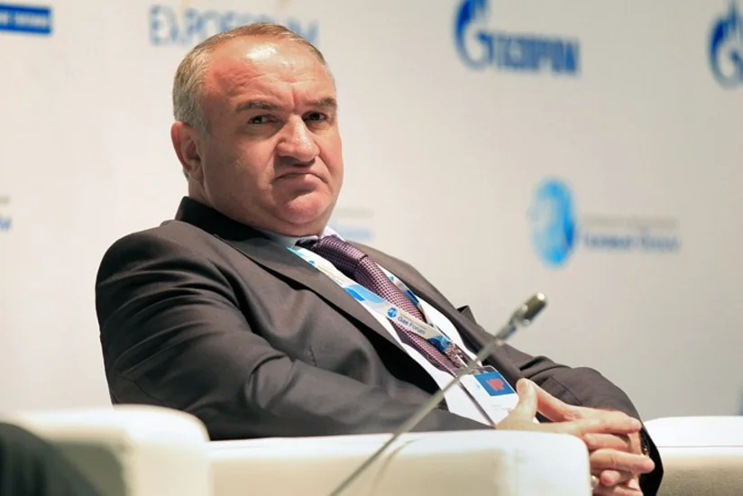 Отец задержанного cегодня российского сенатора также арестован - ВИДЕО