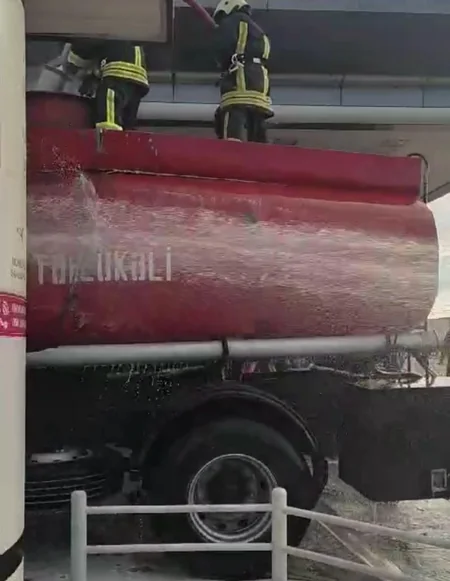 На АЗС в Пираллахи произошел взрыв