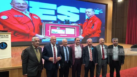 İstanbulda Heydər Əliyevin anadan olmasının 100-cü ildönümü ilə bağlı konfrans keçirilib
