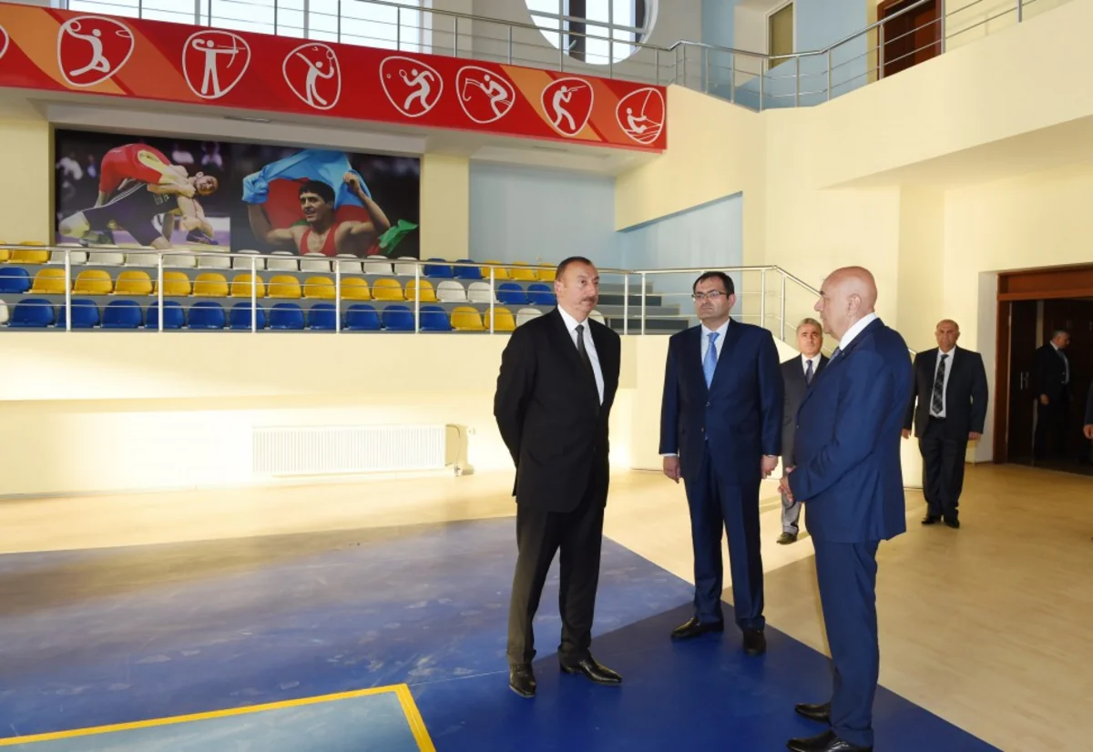 ​Prezident İsmayıllı Olimpiya İdman Kompleksində əsaslı təmir işlərindən sonra yaradılan şəraitlə tanışlıq