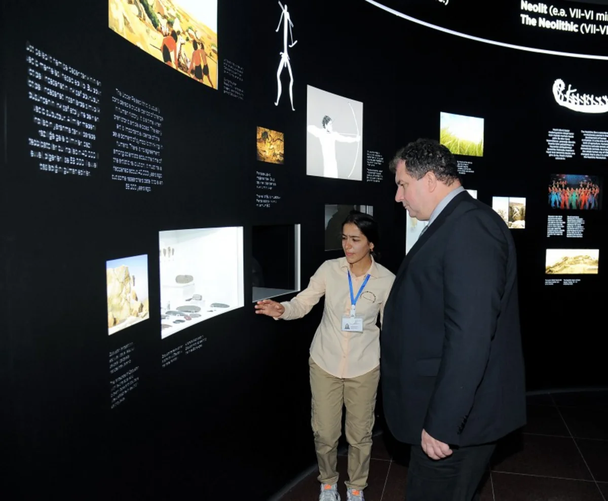Husband of Croatian President visited Gobustan State Reserve